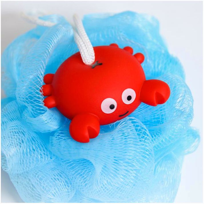 № 7066001 Мочалка детская для купания с петелькой «Крабик»