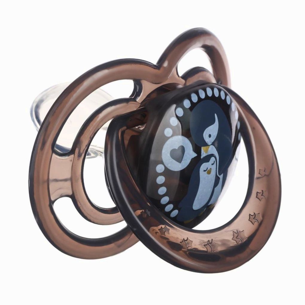 Картинка Соска- пустышка ортодотническая «Пингвинчик» с колпачком, +6 мес., черный (№10095572) от магазина Мир детей Товары для Новорожденных