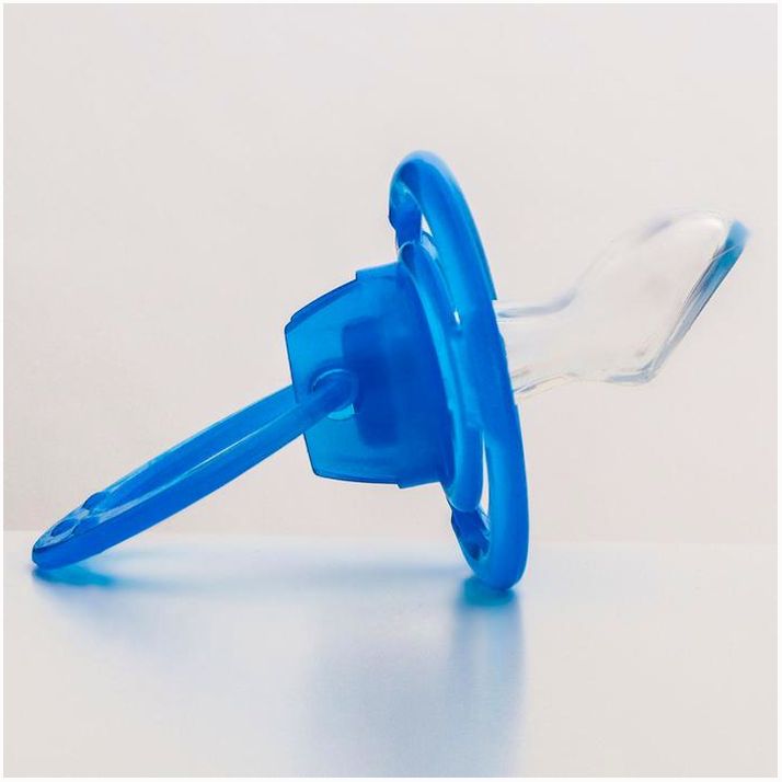 № 4770924 Соска - пустышка ортодонтическая, силикон, +6 мес., «Бантик» с колпачком, цвет голубой