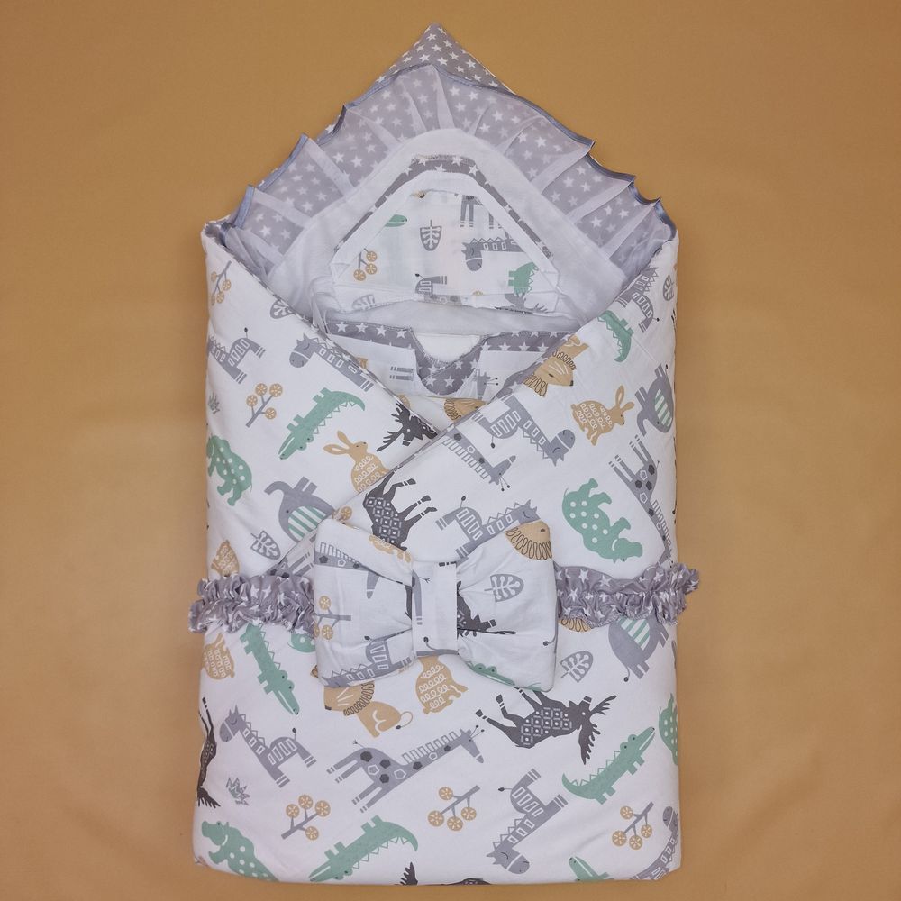 Комплект на выписку 12 пр: одеяло+пододеяльник+уголок+2 пеленки+3 распашонки+3 чепчика+бант артикул анонс 1878б-2-1_о_10