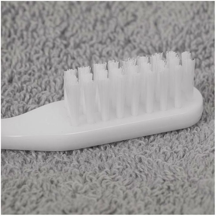 Картинка Зубной набор, щетка 14 см + зубная паста 4 г (№4894535) от магазина Мир детей Товары для Новорожденных