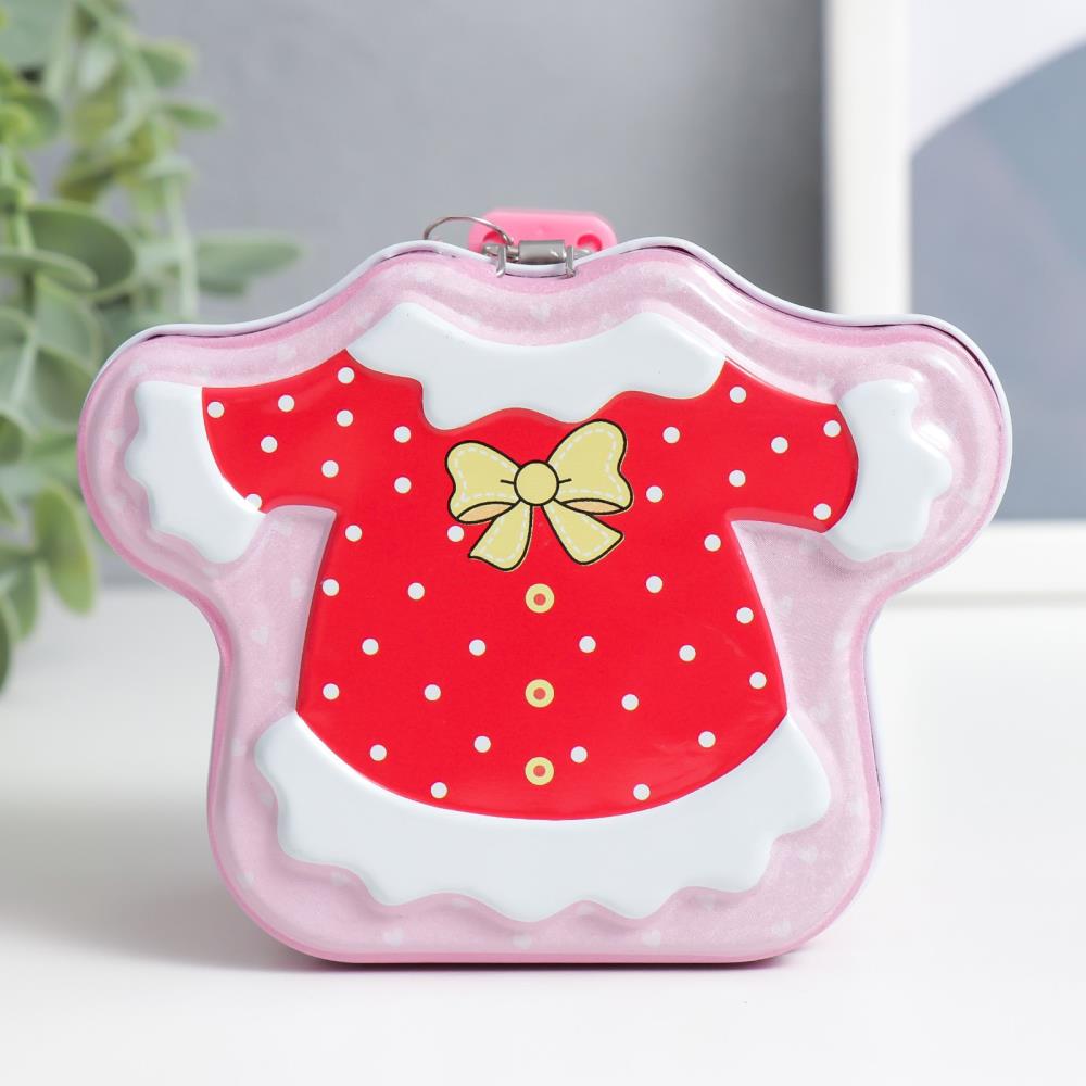 Картинка Копилка металл с замочком "Детская одёжка" МИКС 11х6,5х8,5 см (№7963860) от магазина Мир детей Товары для Новорожденных