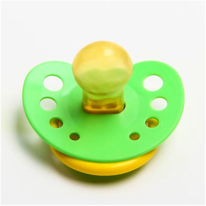 Картинка Соска-пустышка латексная анатомическая «Милые зверята», с колпачком, от 0 мес., цвета МИКС (№2103032) от магазина Мир детей Товары для Новорожденных