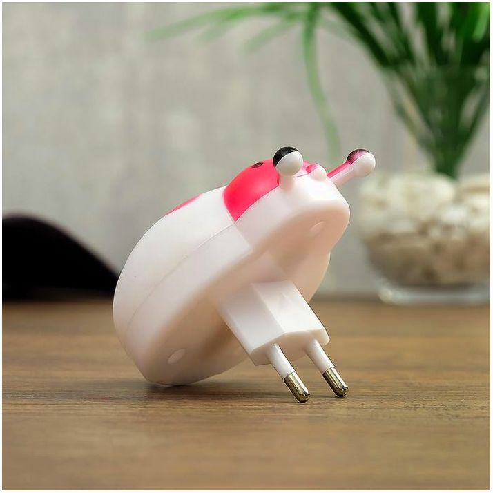 Картинка Ночник "Жучок" 1Вт МИКС 6х6х9 см RISALUX (№4301200) от магазина Мир детей Товары для Новорожденных