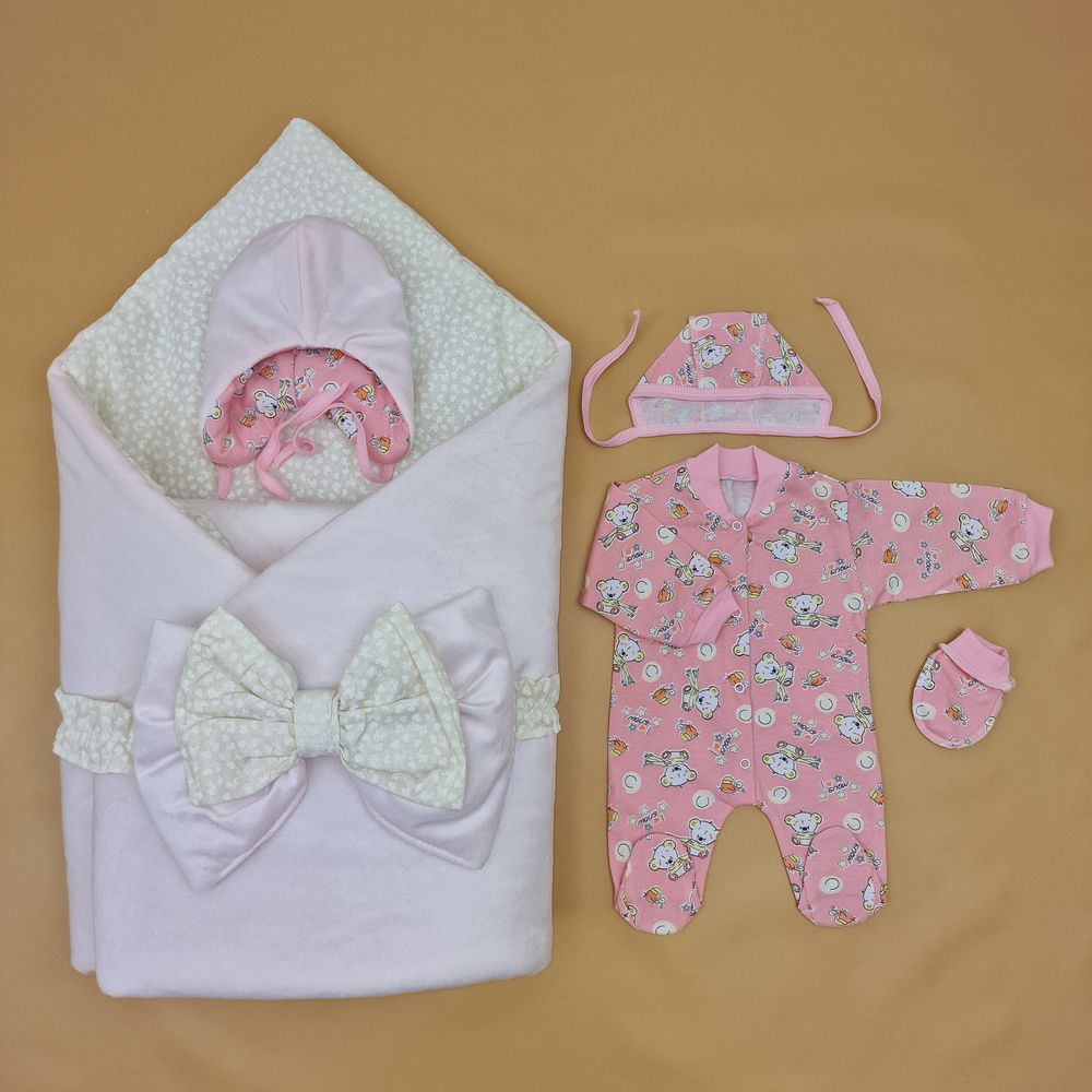 Комплект на выписку 6 пр: одеяло+комбинезон+шапочка+чепчик+рукавички+бант артикул анонс 1886в-0-1_о_14