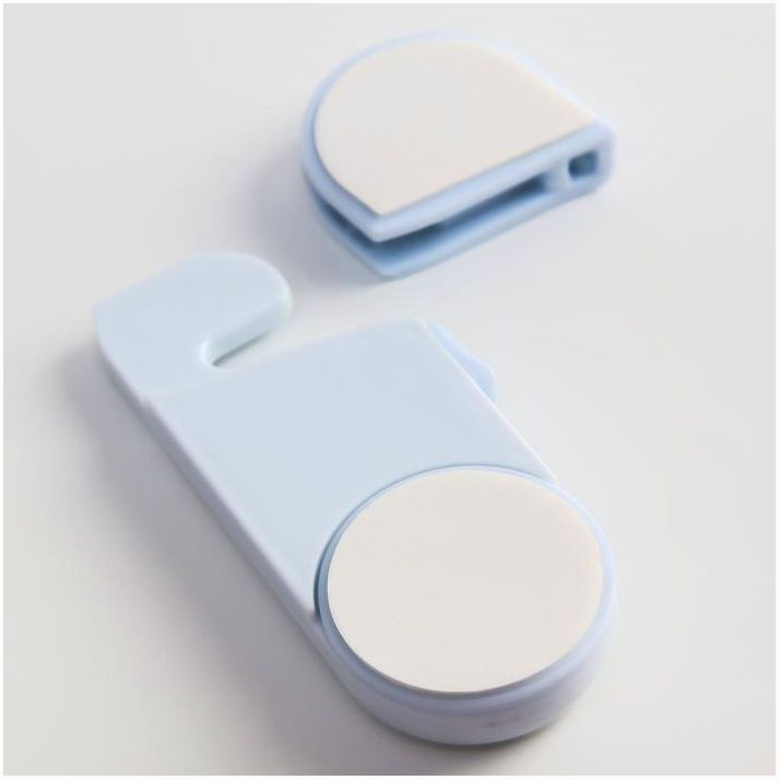 Картинка Блокиратор для дверей шкафов, цвет МИКС (№6900850) от магазина Мир детей Товары для Новорожденных