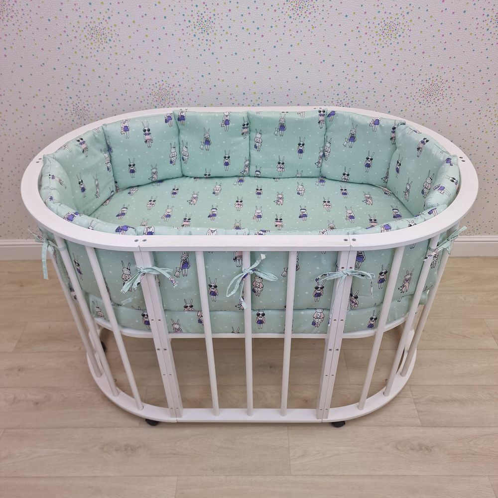 Бортик из 12 подушек по всему периметру кроватки (сатин + синтепон) артикул анонс 961с_09