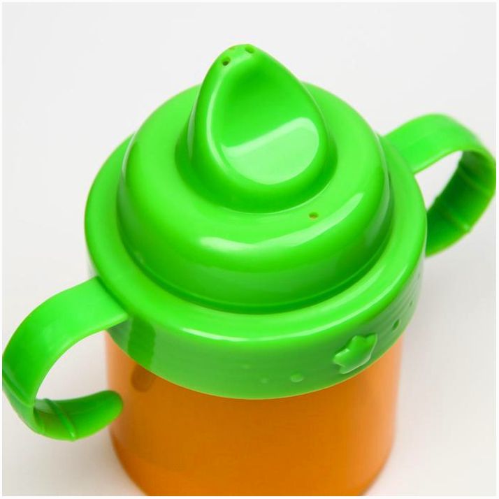 Картинка Поильник детский с твёрдым носиком, с ручками, 150 мл, цвет МИКС (№7017647) от магазина Мир детей Товары для Новорожденных