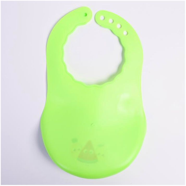 Картинка Нагрудник для кормления «Фруктики» пластиковый с карманом, цвет салатовый (№3268119) от магазина Мир детей Товары для Новорожденных