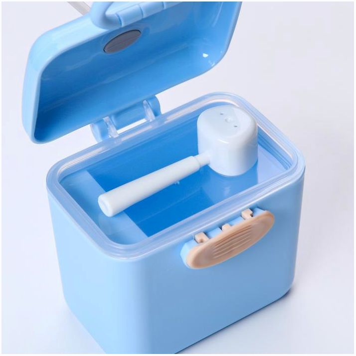 Картинка Контейнер для хранения детского питания 150 мл., с ложкой , цвет голубой (№7550787) от магазина Мир детей Товары для Новорожденных