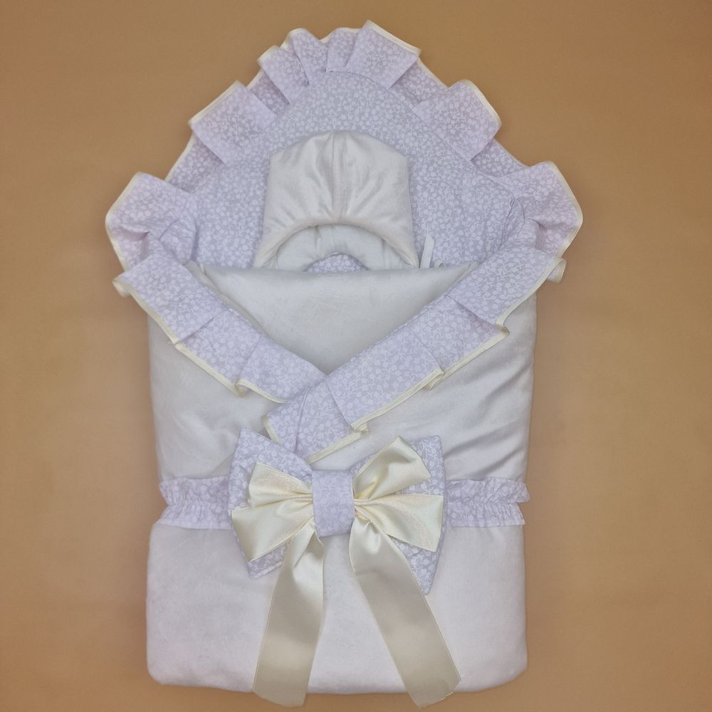Комплект на выписку 3 пр: одеяло+шапочка+бант (двухсторонний) артикул анонс 1877в-1-1_у_02