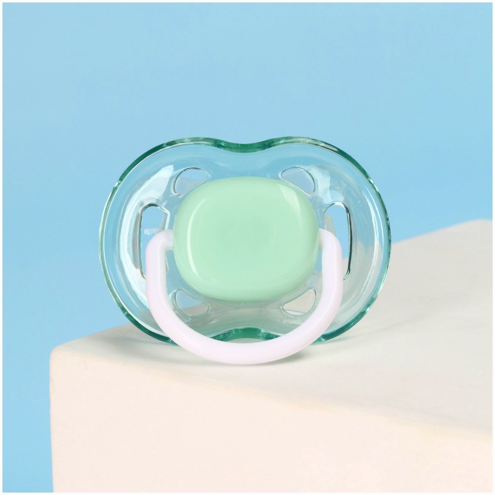 Картинка Соска - пустышка классическая, силикон, +6мес., с колпачком, цвет зеленый (№9572344) от магазина Мир детей Товары для Новорожденных