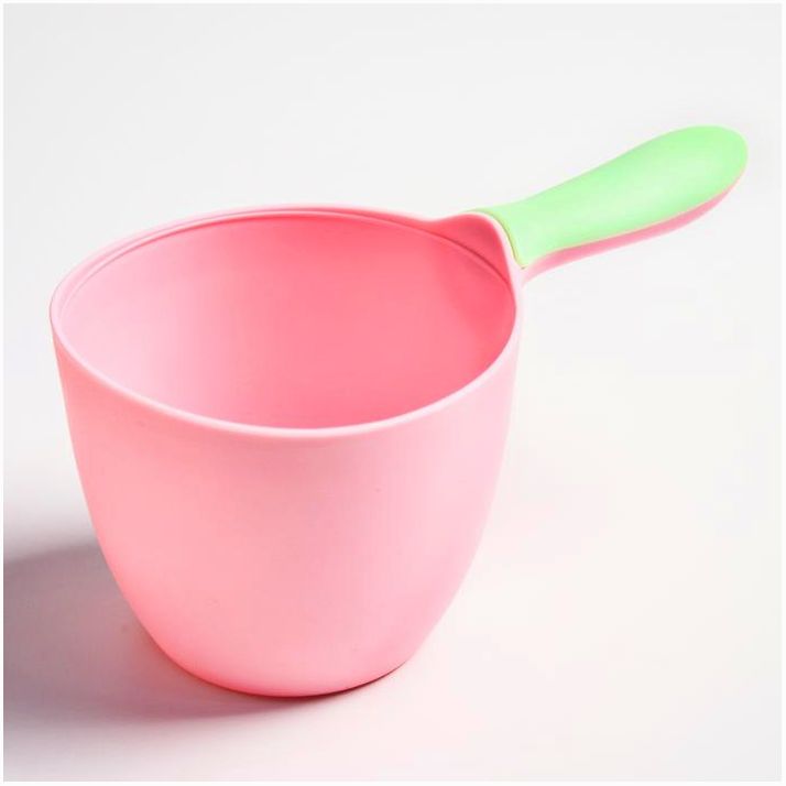 Ковш для купания и мытья головы, детский банный ковшик, хозяйственный , 500 мл., цвет МИКС артикул анонс 2825358