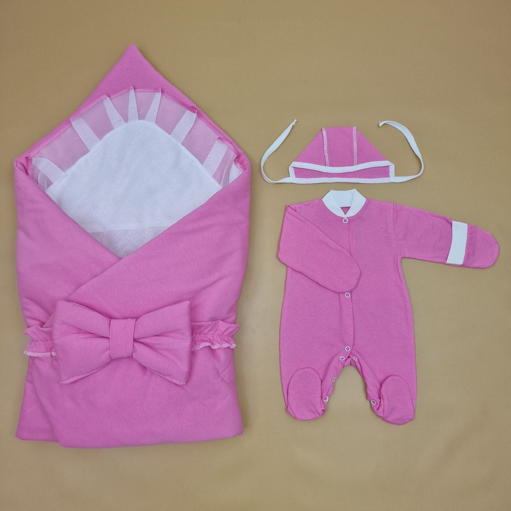 Комплект на выписку 5 пр: одеяло+уголок+комбинезон+чепчик+бант артикул анонс 1893к-0-1_к_06