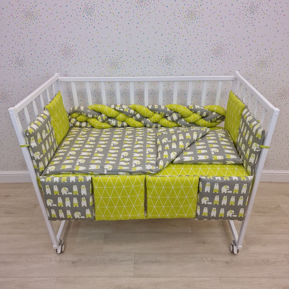 Картинка КПБ 14 пр (борт + пододеяльник + одеяло + наволочка + подушка + простынь (бязь) коса (№1157-0-1бб) цвета в ассортименте от магазина Мир детей Товары для Новорожденных