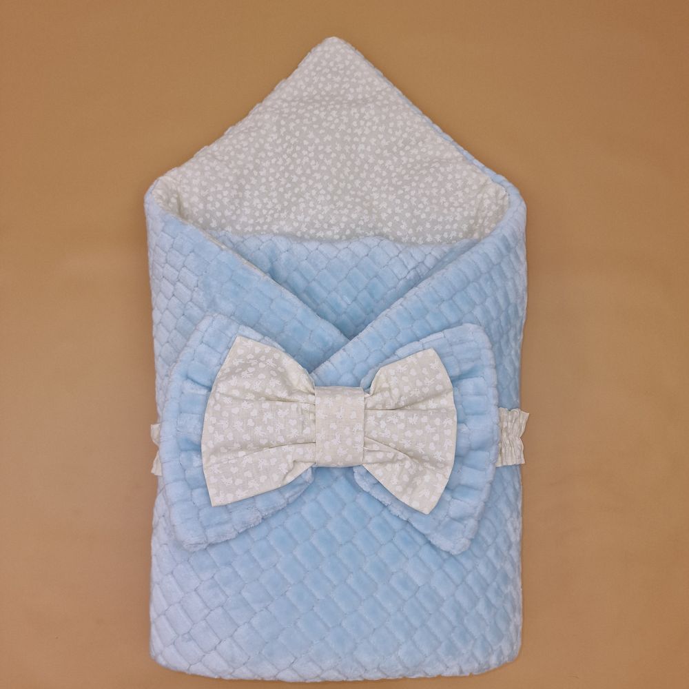 Комплект на выписку 2 пр: одеяло+бант (двухсторонний) артикул анонс 1876в-1-1_м_05