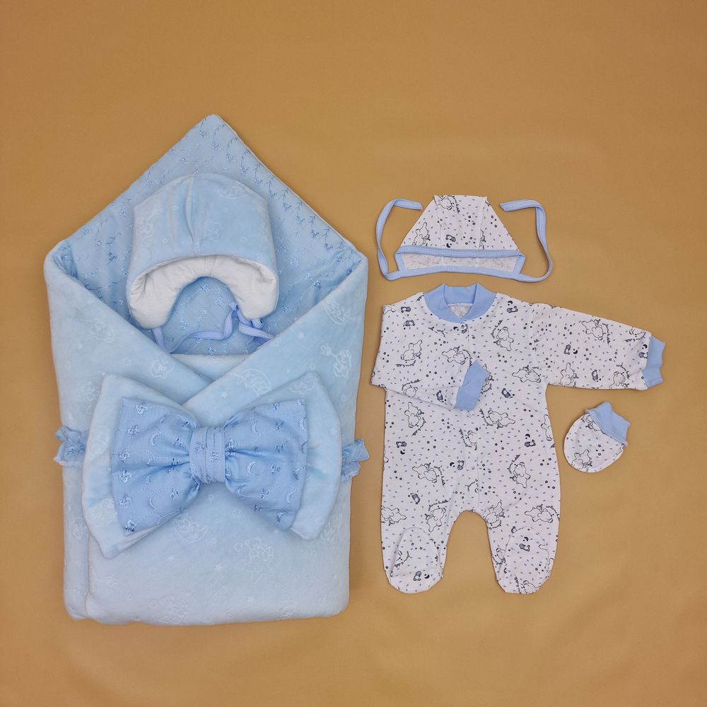 Комплект на выписку 6 пр: одеяло+комбинезон+шапочка+чепчик+рукавички+бант артикул анонс 1886в-0-1_о_26