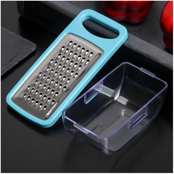 Картинка Тёрка с контейнером для детского питания Доляна «Алиса», 13?6?4 см, АБС-пластик, цвет МИКС (№3945477) от магазина Мир детей Товары для Новорожденных