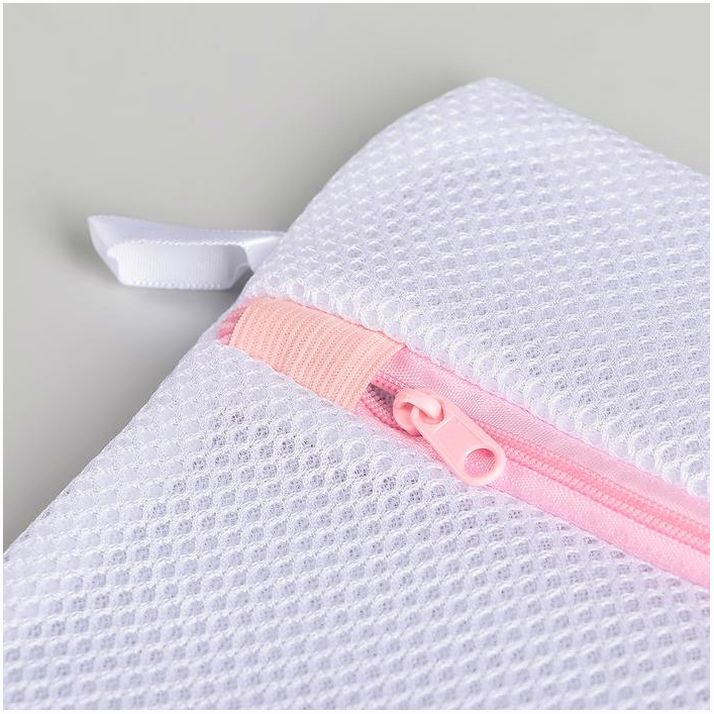 Картинка Мешок для стирки носков Доляна, 17?20 см, трехслойный, крупная сетка, цвет МИКС (№2516021) от магазина Мир детей Товары для Новорожденных