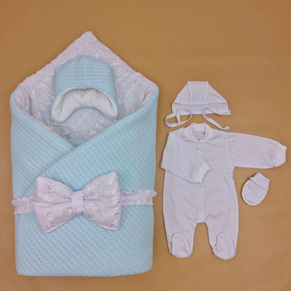 Комплект на выписку 6 пр: одеяло+комбинезон+шапочка+чепчик+рукавички+бант артикул анонс 1886вз-1-1_о_10