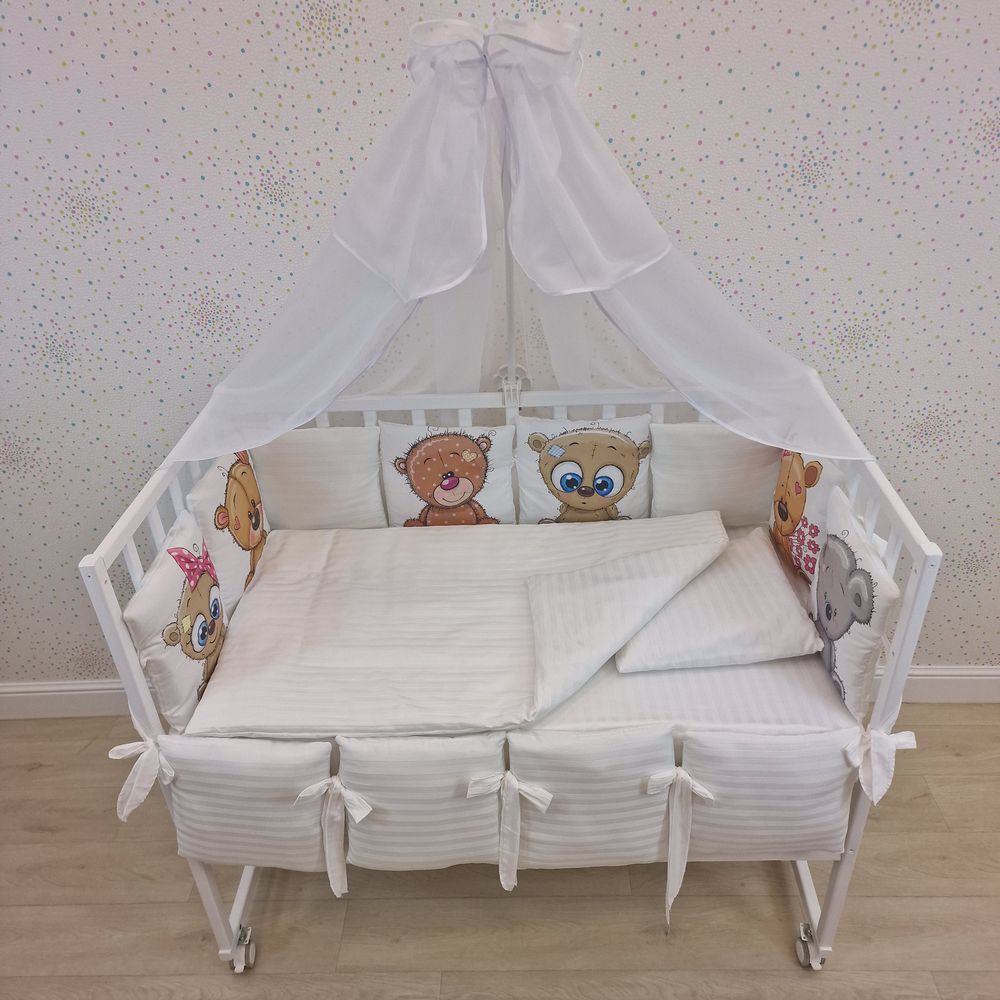 Картинка КПБ 18 пр "принт" (балдахин + борт 6п+6 + одеяло + подушка + постельное белье (бязь/сатин) 12кв (№П207) цвета в ассортименте от магазина Мир детей Товары для Новорожденных