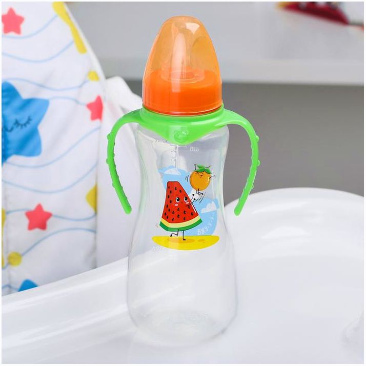 № 4644205 Бутылочка для кормления «Арбуз» 250 мл приталенная, с ручками