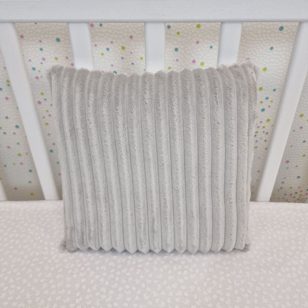 Подушка (плюш/бязь) (синтепон 600 гр/кв.м) артикул анонс 190_05