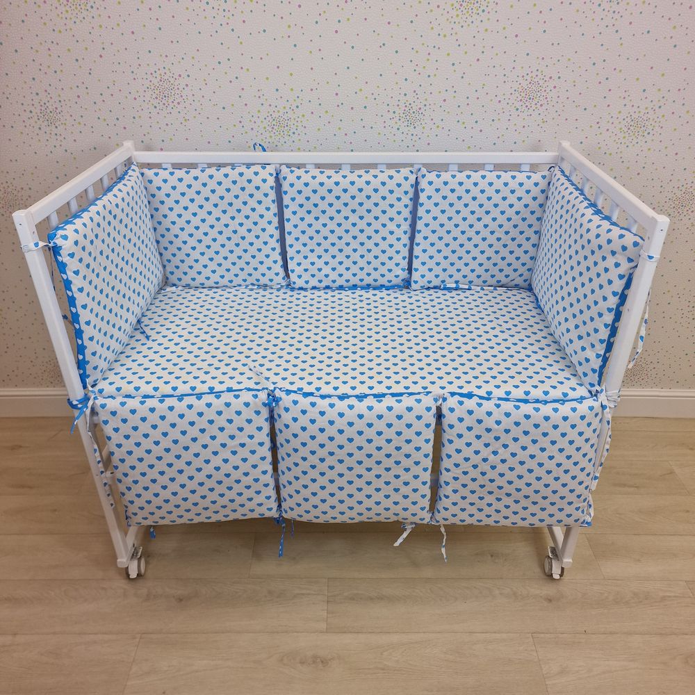 Бортик из 8 (6кв+2пр) подушек по всему периметру кроватки (бязь + синтепон) артикул анонс 949_05