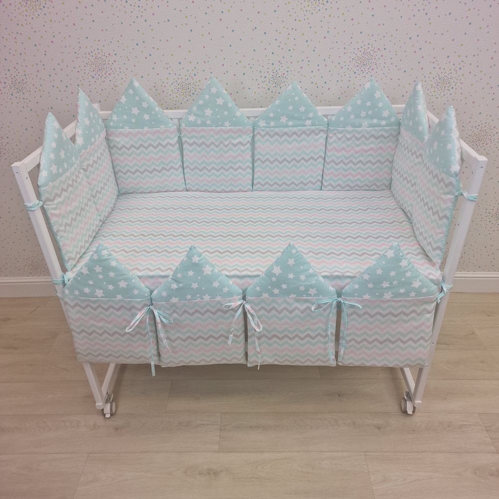 Бортик из 12 подушек по всему периметру кроватки (бязь + синтепон) 