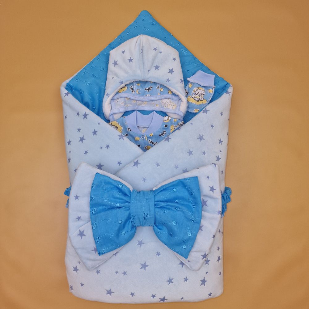 Комплект на выписку 6 пр: одеяло+комбинезон+шапочка+чепчик+рукавички+бант артикул анонс 1886в-1-2_о_09