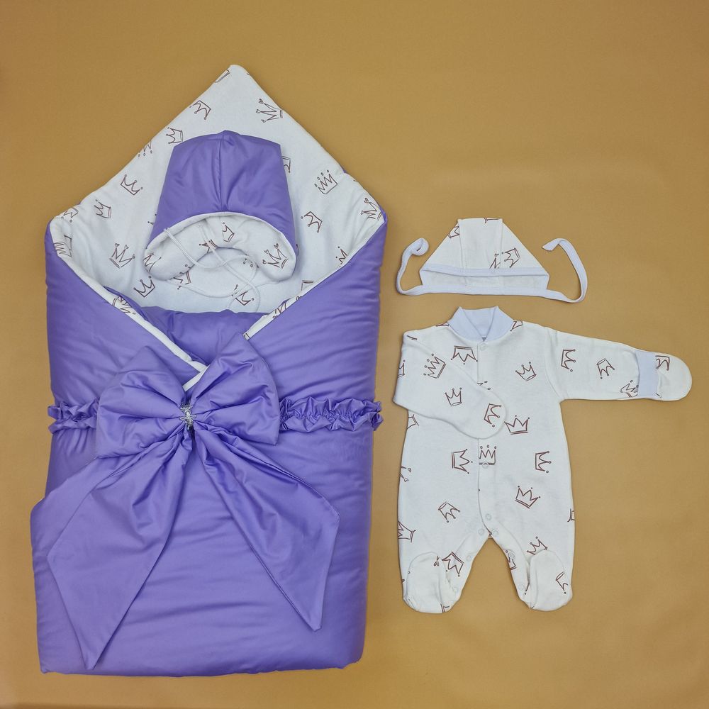 Комплект на выписку 5 пр: одеяло+комбинезон+шапочка+чепчик+бант артикул анонс 1892д-2-2_к_20