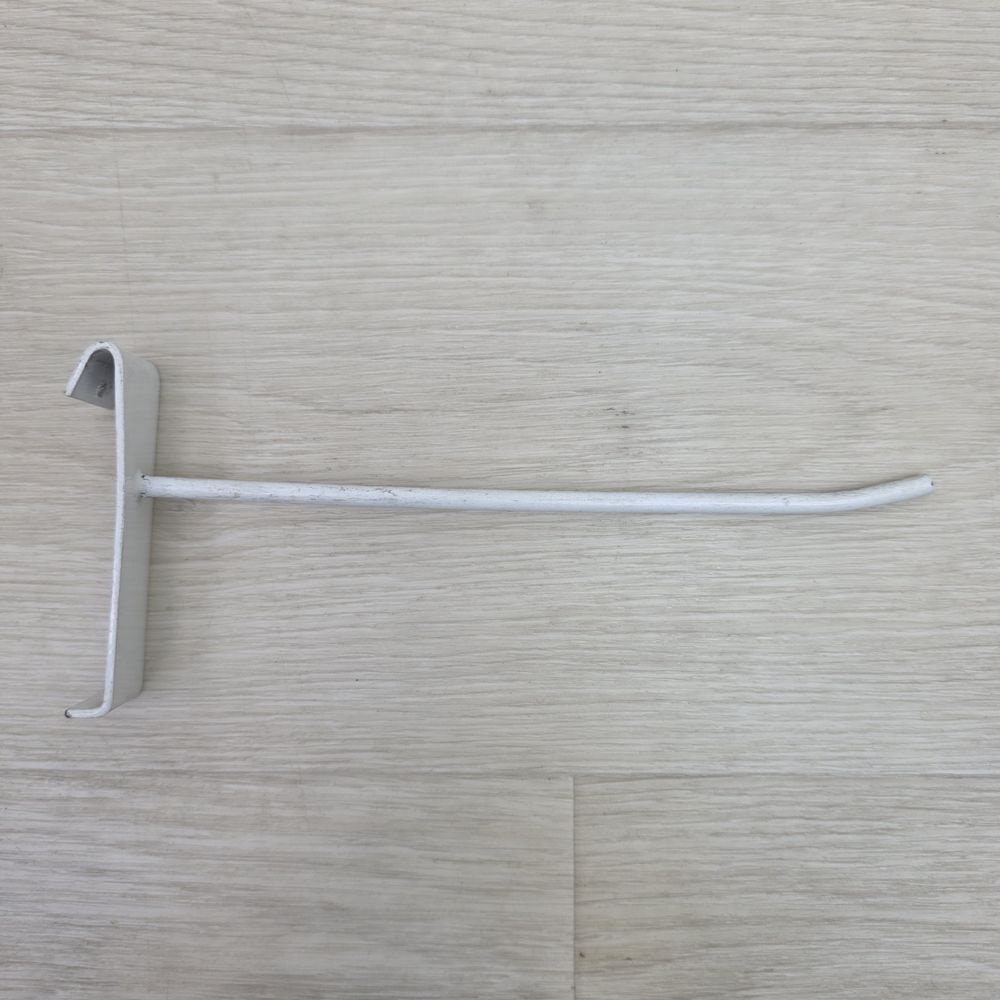 Крючок (кронштейн) на торговую решетку (длина 20 см) белый артикул анонс кр-один-20б