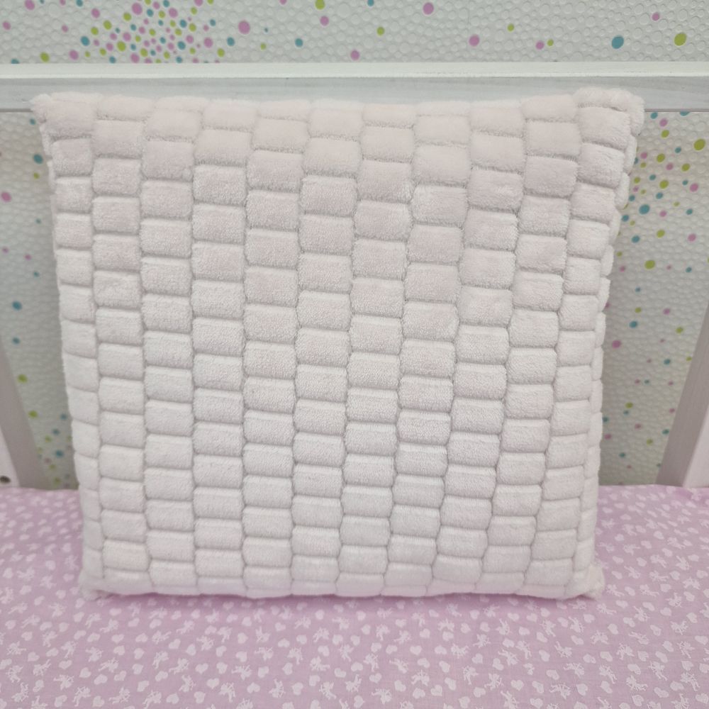Подушка (плюш/бязь) (синтепон 600 гр/кв.м) артикул анонс 190_37