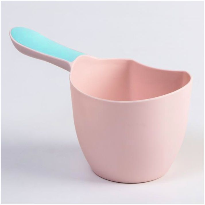 Картинка Ковш для купания и мытья головы, детский банный ковшик, хозяйственный , 500 мл., цвет МИКС (№6900861) от магазина Мир детей Товары для Новорожденных