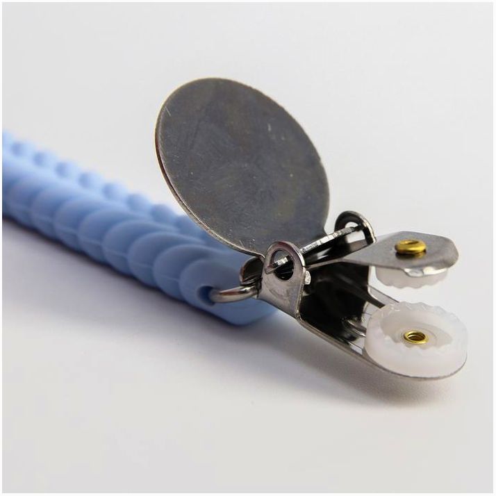 Картинка Держатель для соски - пустышки «Косичка», силиконовый, цвет голубой (№5421483) от магазина Мир детей Товары для Новорожденных