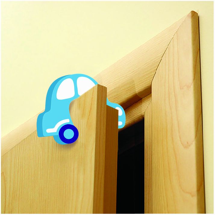 № 2303164 Блокиратор двери «Машинка»